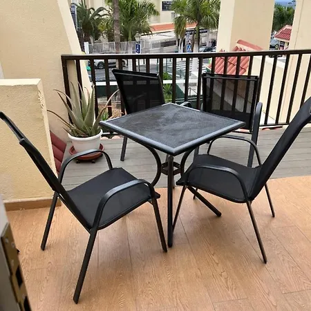 Mare A10 アパート アデヘ